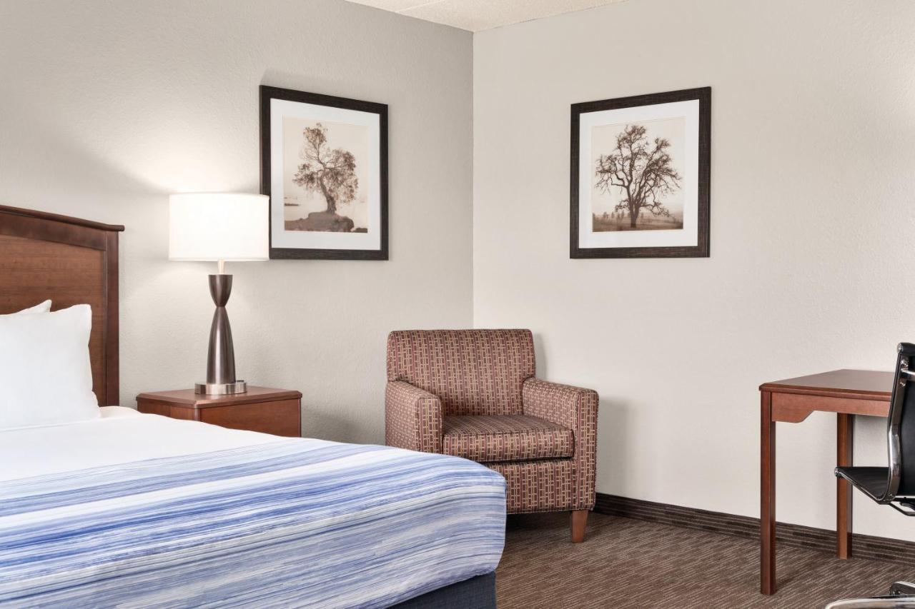 Americinn By Wyndham Sauk Centre Habitación foto